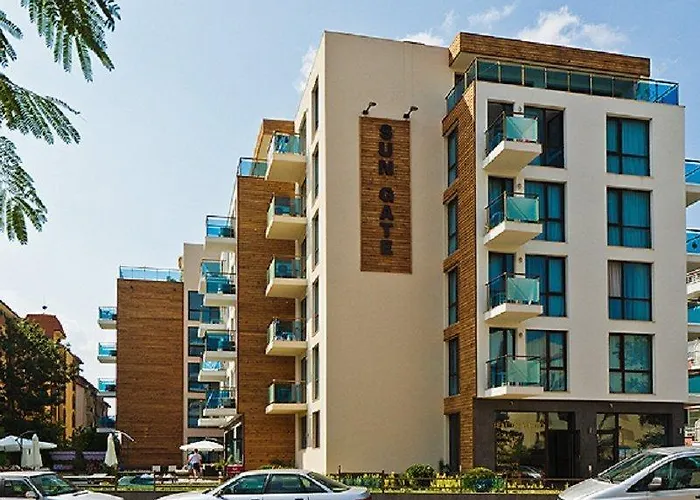 Sun Gate Sluneční pobřeží