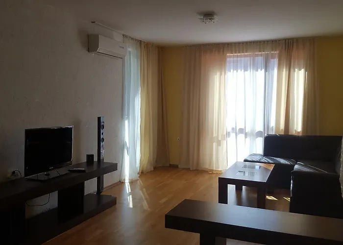 Sun Gate Sluneční pobřeží