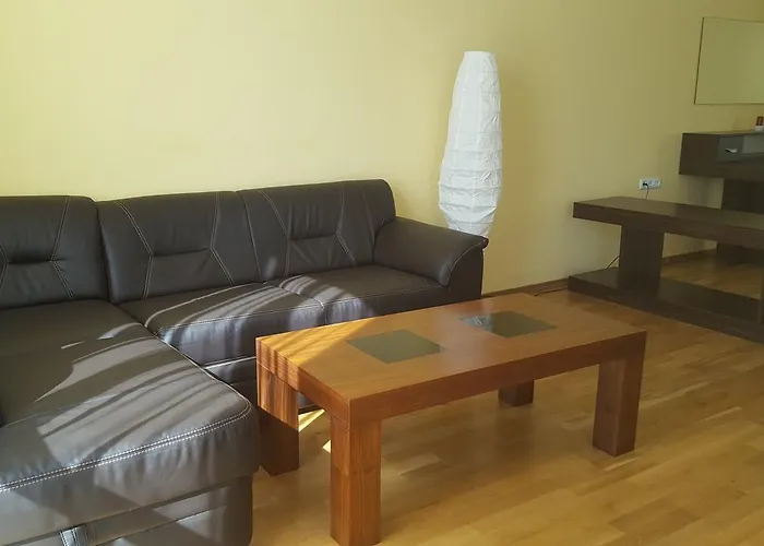 Sun Gate Sluneční pobřeží